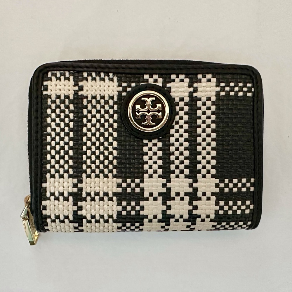 Tory Burch Black and White Woven Wallet